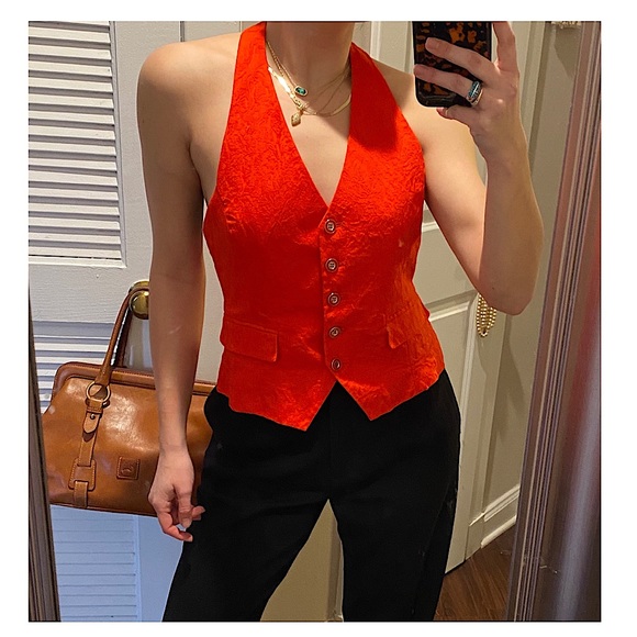 Red halter vest - Picture 1 of 4